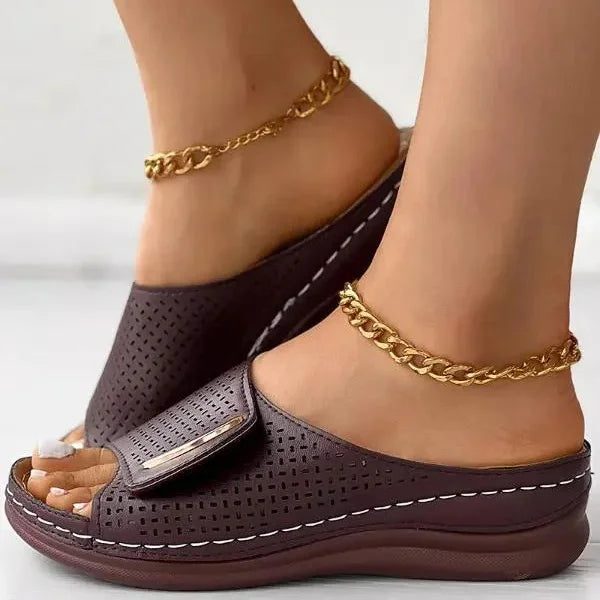 Rowenna - Classic Urban Sandals